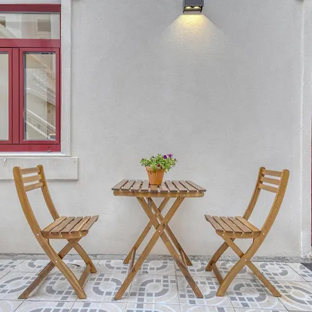 Vila Guest Downtown Escape