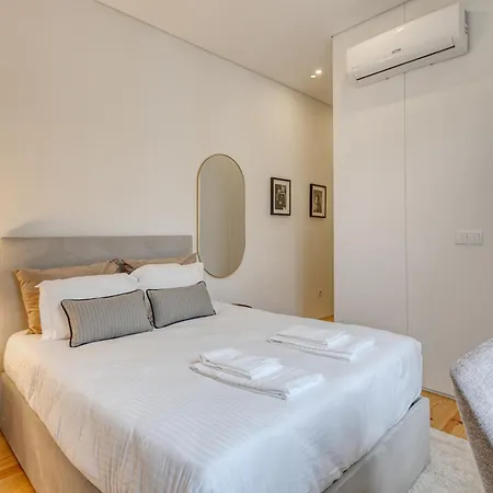 Guest Downtown Escape Villa Oporto