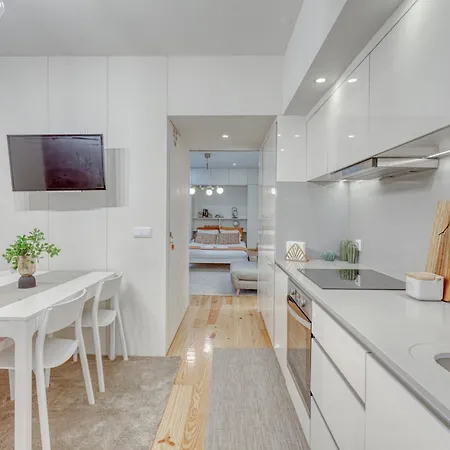 Guest Downtown Escape Вилла Порту