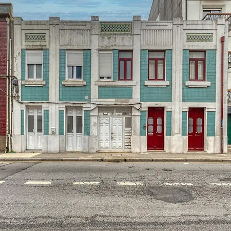 Guest Downtown Escape *