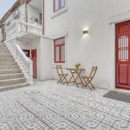 Villa Guest Downtown Escape *