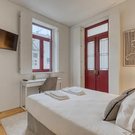 Guest Downtown Escape