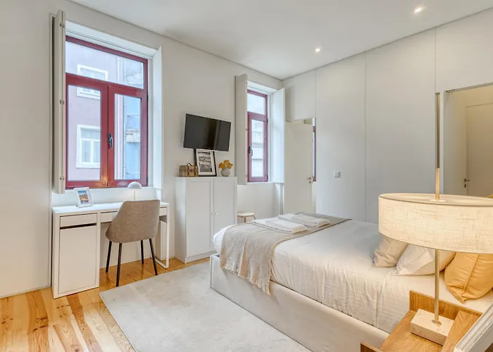 Guest Downtown Escape * פורטו