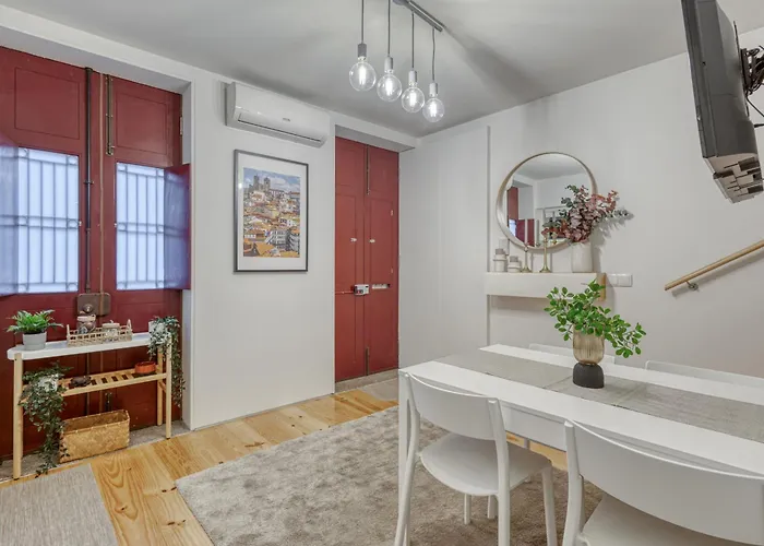 Guest Downtown Escape פורטו