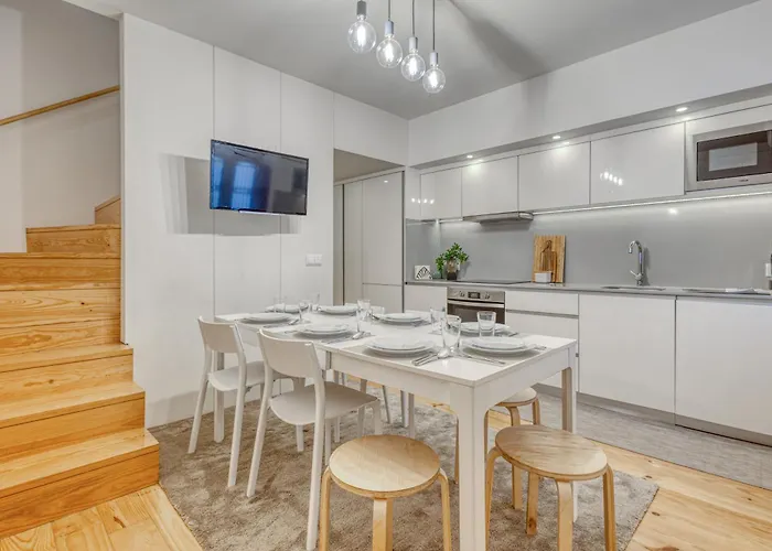 Guest Downtown Escape * פורטו