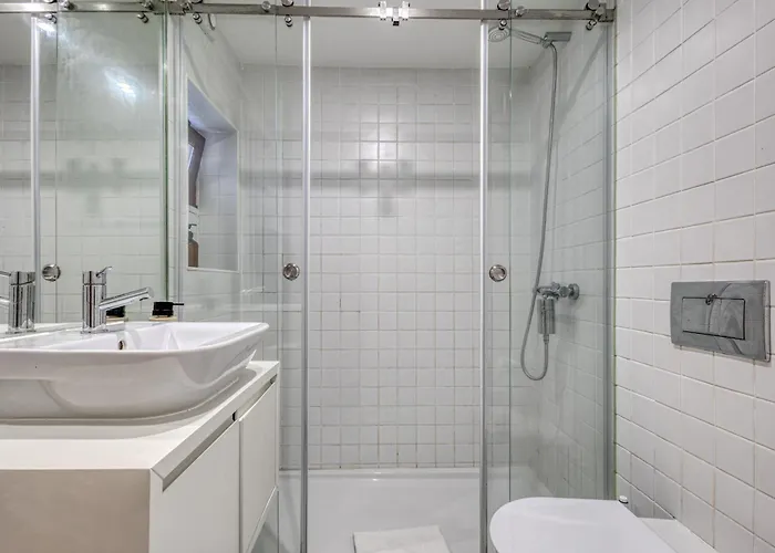 Guest Downtown Escape Villa